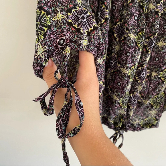 Free People Cropped Mandala Blouse Size Small - Picture 3 of 9